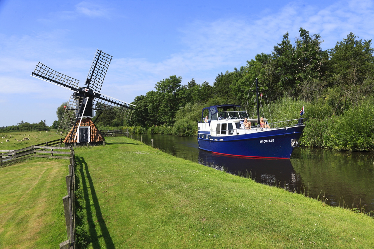 Sail along the most beautiful landscapes